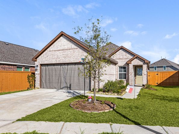 21614 Wave Hollow Drive, Cypress TX 77433