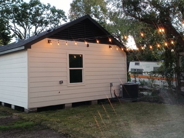 7415 El Paso Street, Houston TX 77020