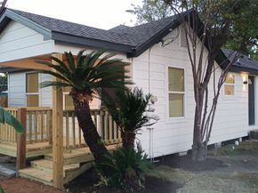 7415 El Paso Street, Houston TX 77020