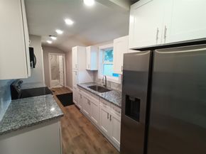 7415 El Paso Street, Houston TX 77020