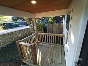 7415 El Paso Street, Houston TX 77020