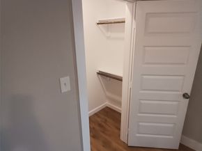 7415 El Paso Street, Houston TX 77020