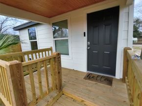 7415 El Paso Street, Houston TX 77020