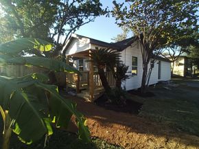 7415 El Paso Street, Houston TX 77020