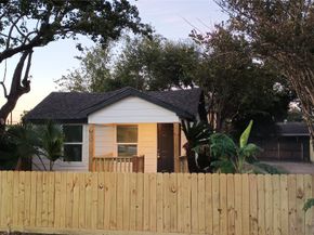 7415 El Paso Street, Houston TX 77020