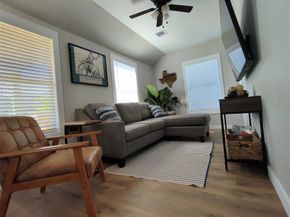 7415 El Paso Street, Houston TX 77020