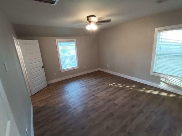 7415 El Paso Street, Houston TX 77020