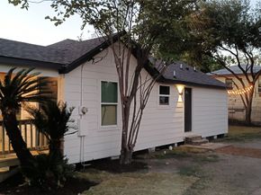 7415 El Paso Street, Houston TX 77020