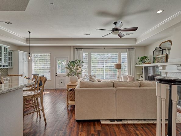 23 Fortuneberry Place, The Woodlands TX 77382