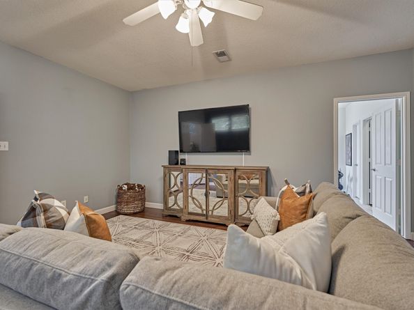 23 Fortuneberry Place, The Woodlands TX 77382