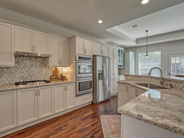 23 Fortuneberry Place, The Woodlands TX 77382