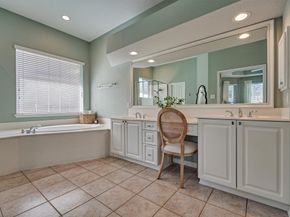 23 Fortuneberry Place, The Woodlands TX 77382