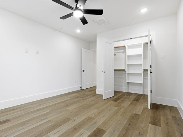 4525 Walker Street, Houston TX 77023