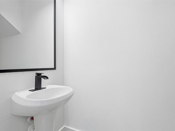 4525 Walker Street, Houston TX 77023