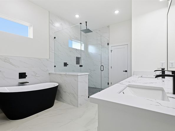 4525 Walker Street, Houston TX 77023