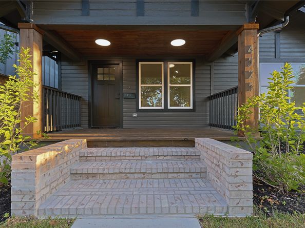 4525 Walker Street, Houston TX 77023