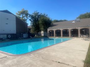 3900 Woodchase Drive 50, Houston TX 77042