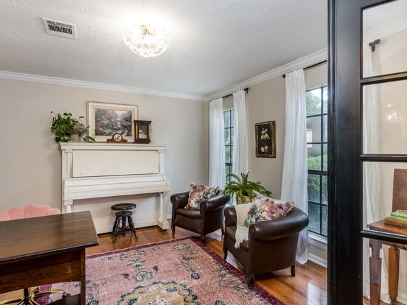 16502 Rainbow Lake Road, Houston TX 77095