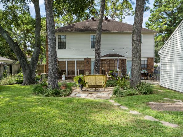 16502 Rainbow Lake Road, Houston TX 77095