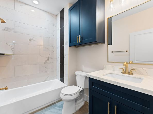 1908 Dismuke Street A, Houston TX 77023