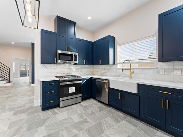 1908 Dismuke Street A, Houston TX 77023