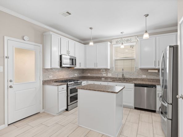 12515 Silverwood Springs Place, Houston TX 77014