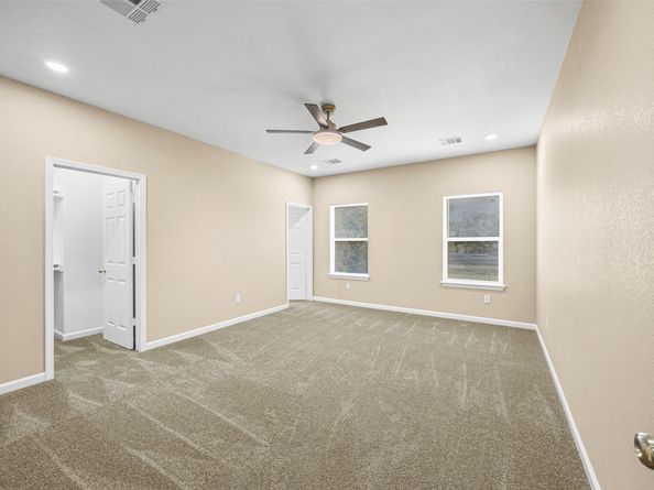 6719 Roanoke Street, Houston TX 77028