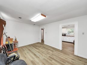 5303 Lyons Avenue 4, Houston TX 77020