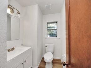 5303 Lyons Avenue 4, Houston TX 77020