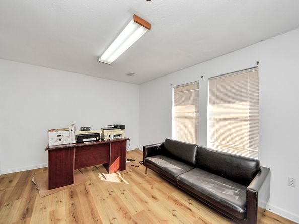 5303 Lyons Avenue 4, Houston TX 77020