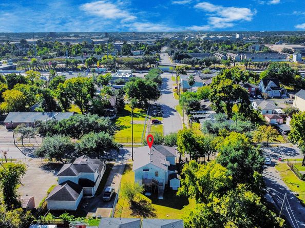 5303 Lyons Avenue 4, Houston TX 77020