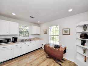 5303 Lyons Avenue 4, Houston TX 77020