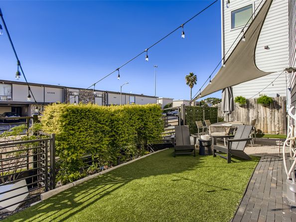 9613 Marlive Lane A, Houston TX 77025