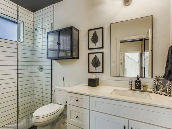 9613 Marlive Lane A, Houston TX 77025