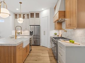 710 Waverly Street D, Houston TX 77007