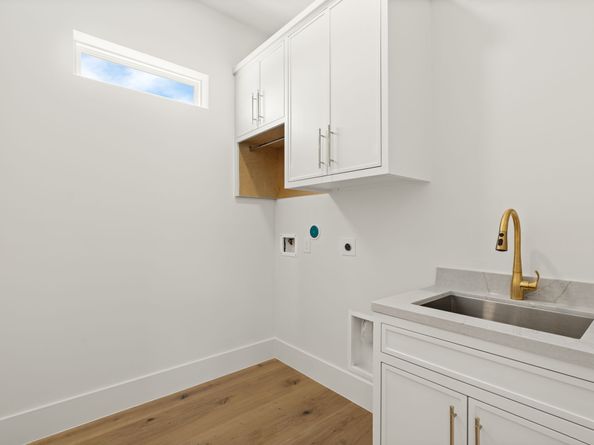 710 Waverly Street D, Houston TX 77007