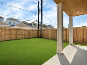 710 Waverly Street D, Houston TX 77007