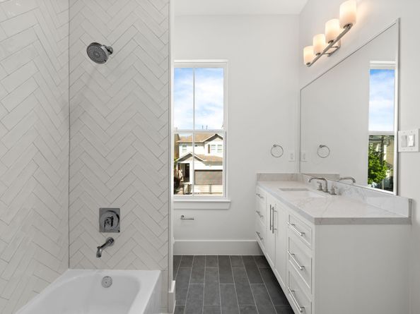 710 Waverly Street D, Houston TX 77007