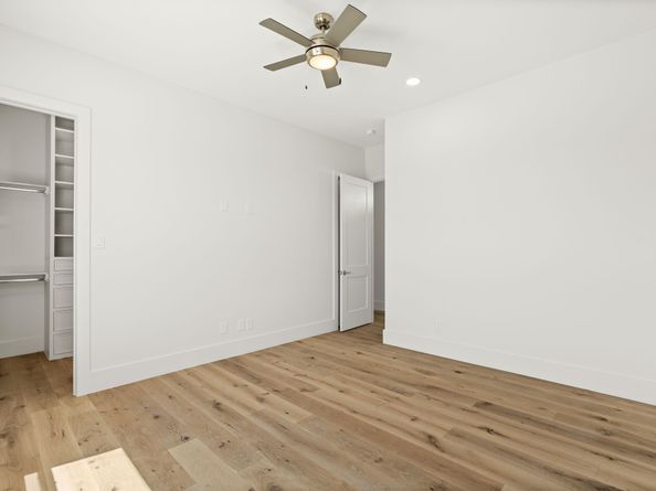 710 Waverly Street D, Houston TX 77007