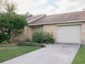 11911 E Marsham Circle, Houston TX 77066