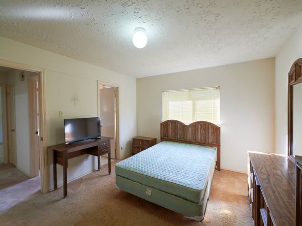 11911 E Marsham Circle, Houston TX 77066