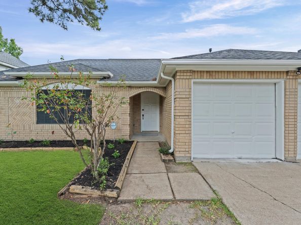 17523 Hamilwood Drive, Houston TX 77095