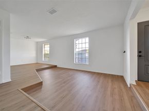 5411 Fairgreen Lane, Houston TX 77048