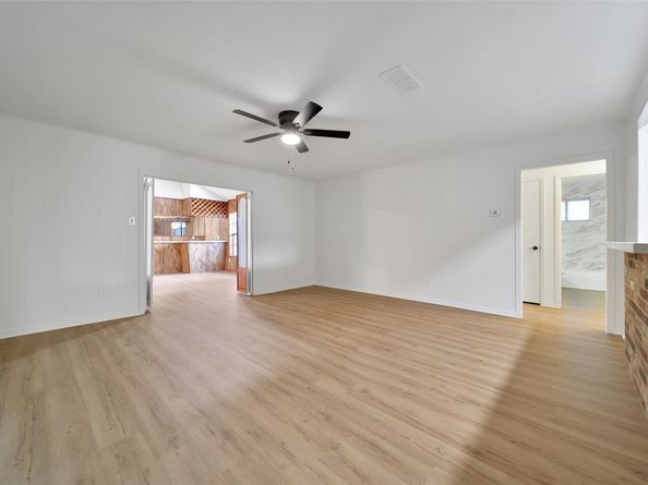 5411 Fairgreen Lane, Houston TX 77048