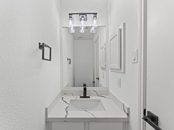 17527 Hamilwood Drive, Houston TX 77095