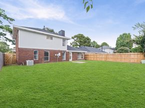 17527 Hamilwood Drive, Houston TX 77095