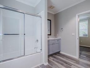 3704 Sauer Street, Houston TX 77004