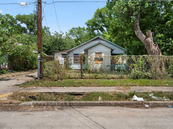 3918 Wayne Street, Houston TX 77026