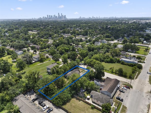 3918 Wayne Street, Houston TX 77026