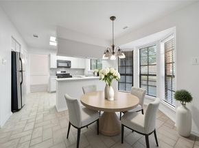 34 Village Knoll Place, The Woodlands TX 77381